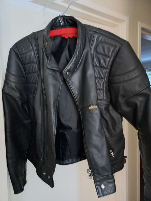 LEATHER BIKER JACKET BY LEATHERHEAD MEDIUM TO LARGE